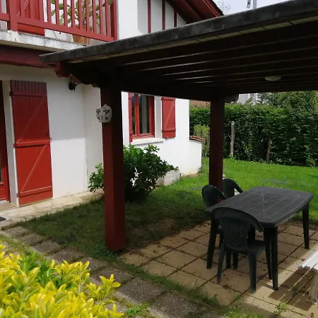 Meuble De Vacances * Saint-Pée-sur-Nivelle